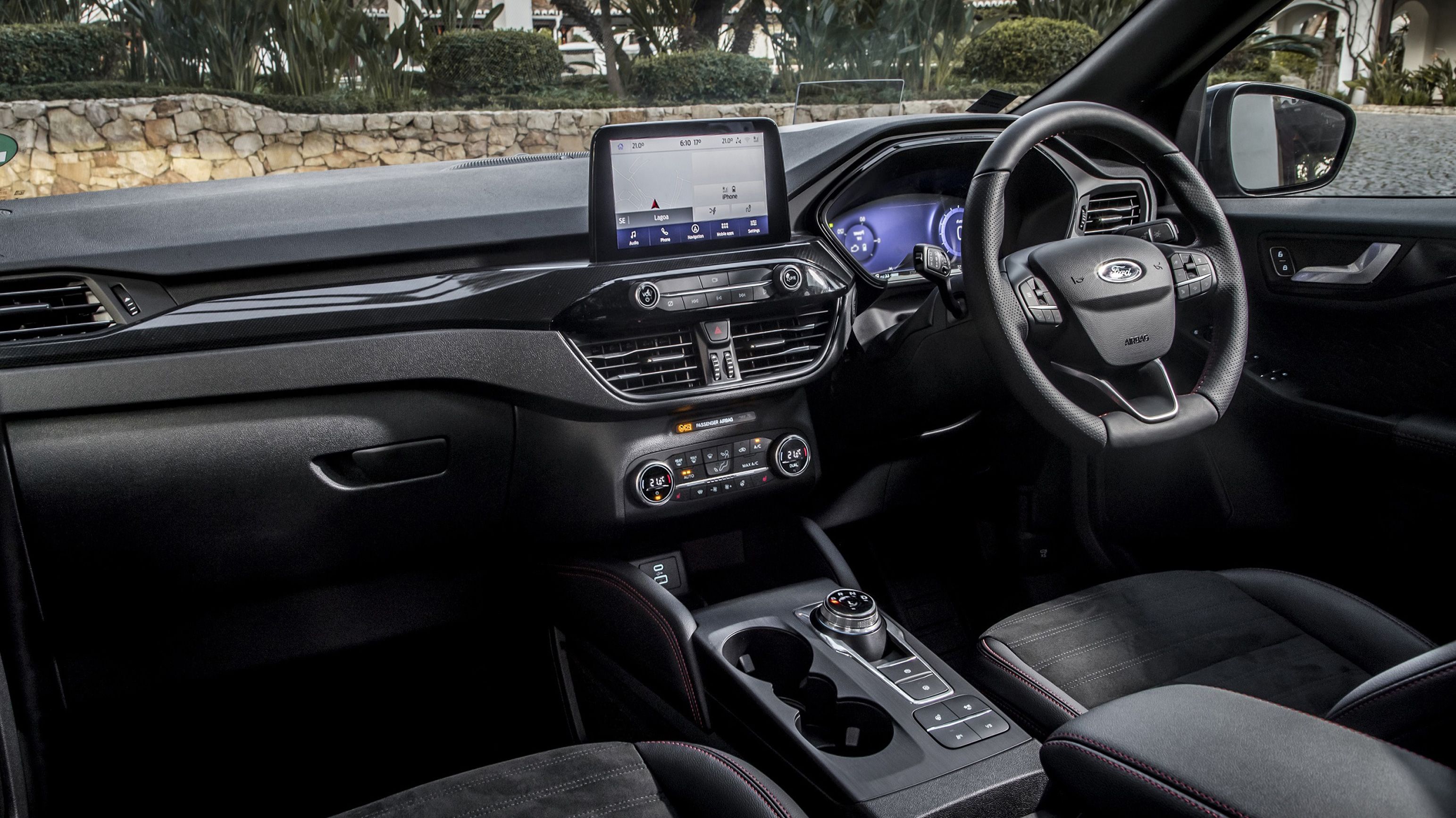 Ford Kuga interior