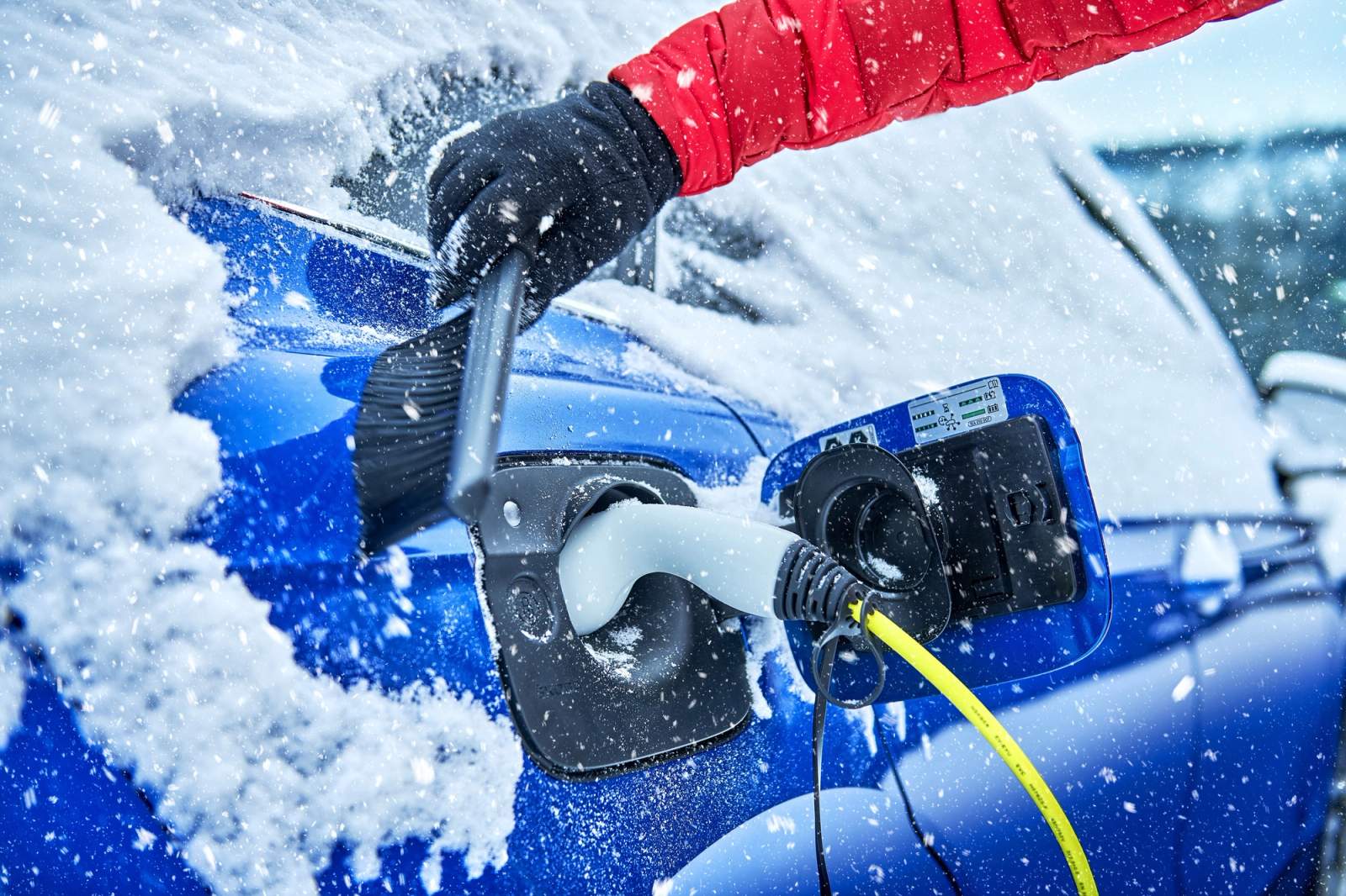 snow charge port