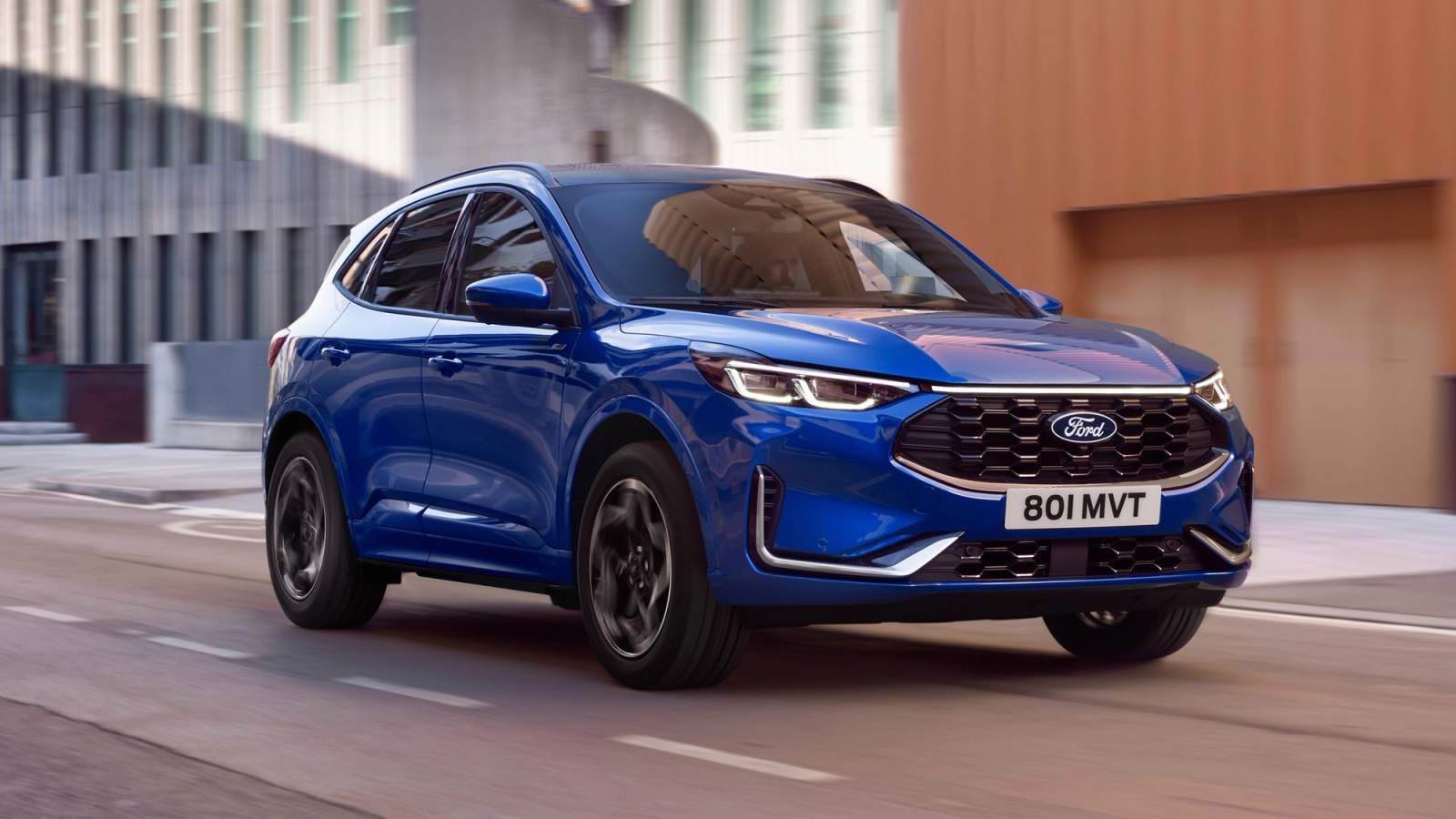 Ford Kuga driving