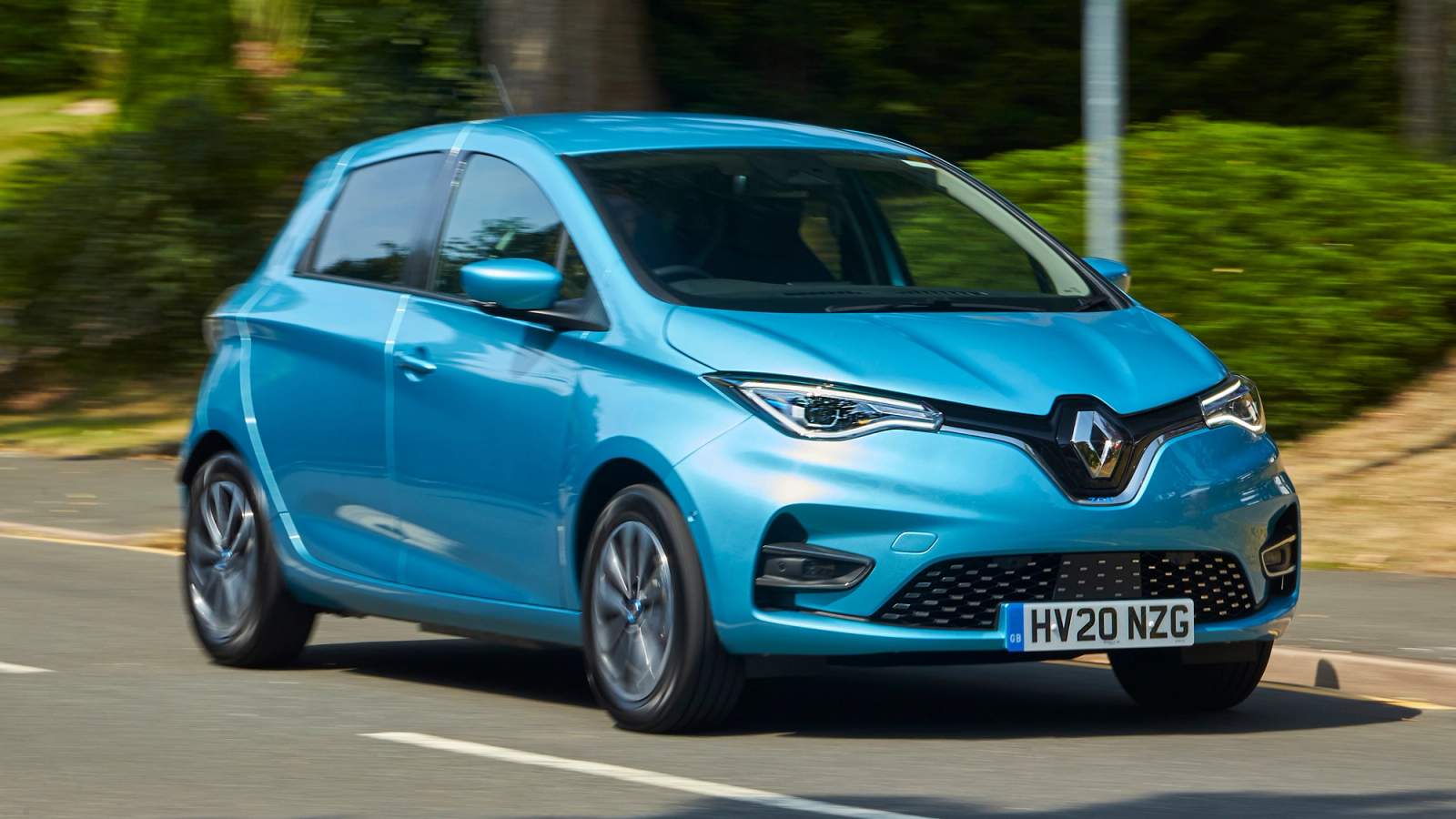 Renault Zoe driving