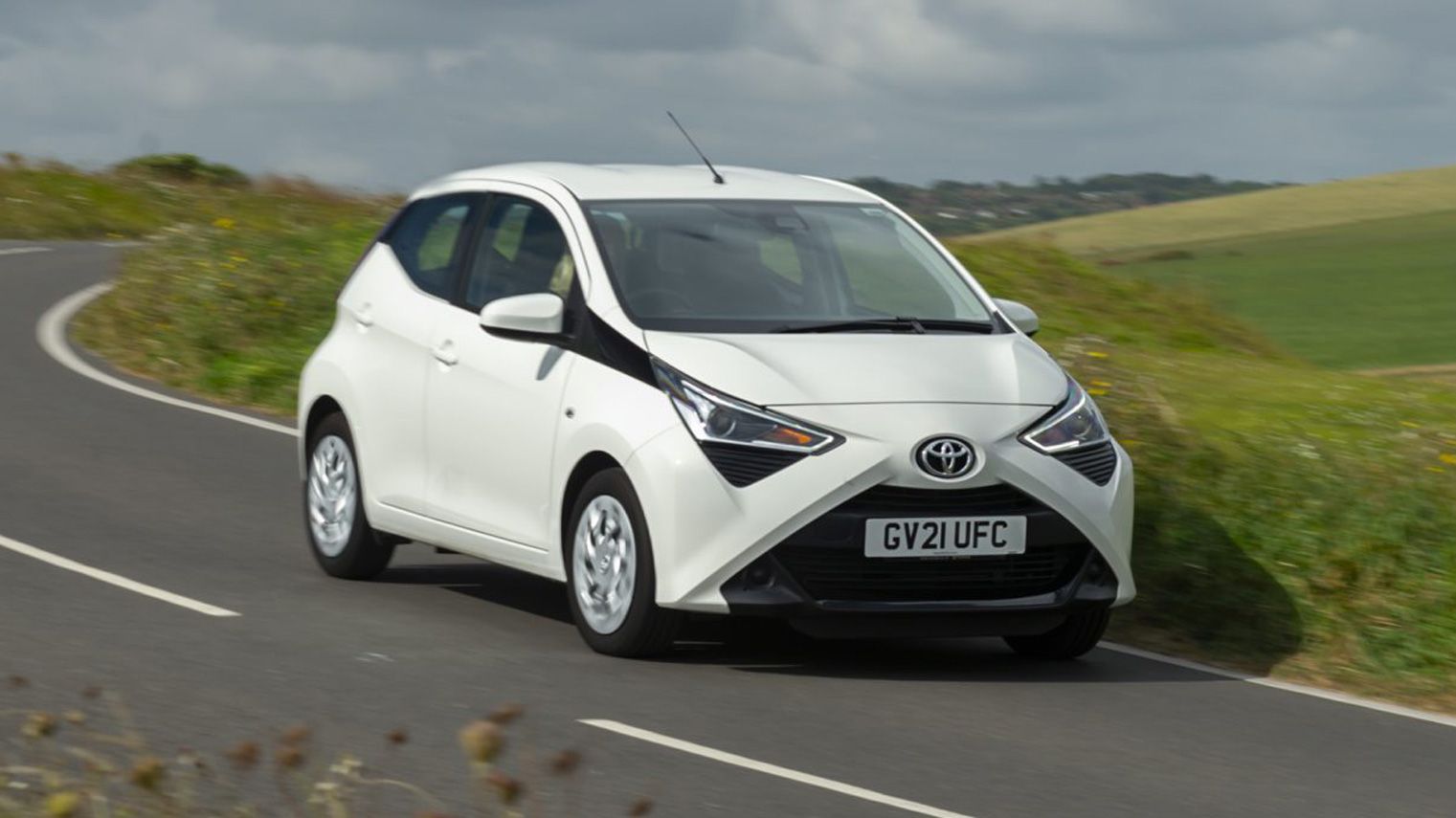 Toyota Aygo driving front