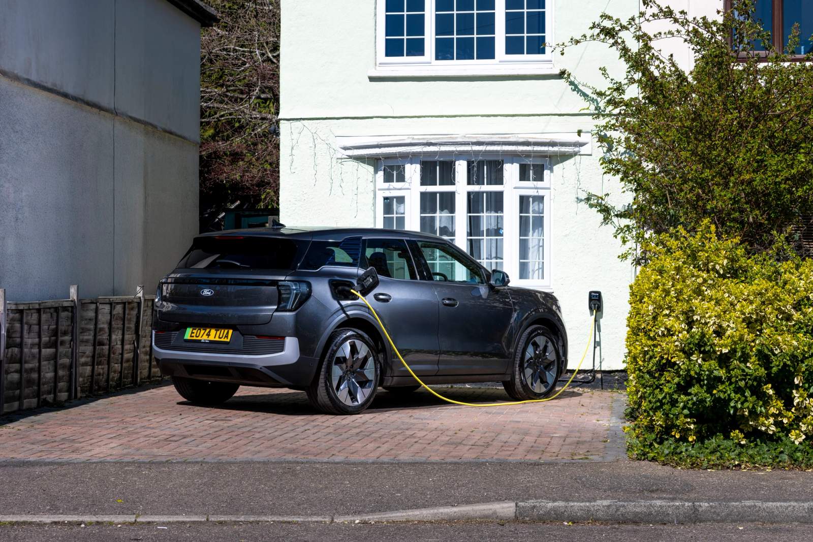 Ford Explorer charging at home
