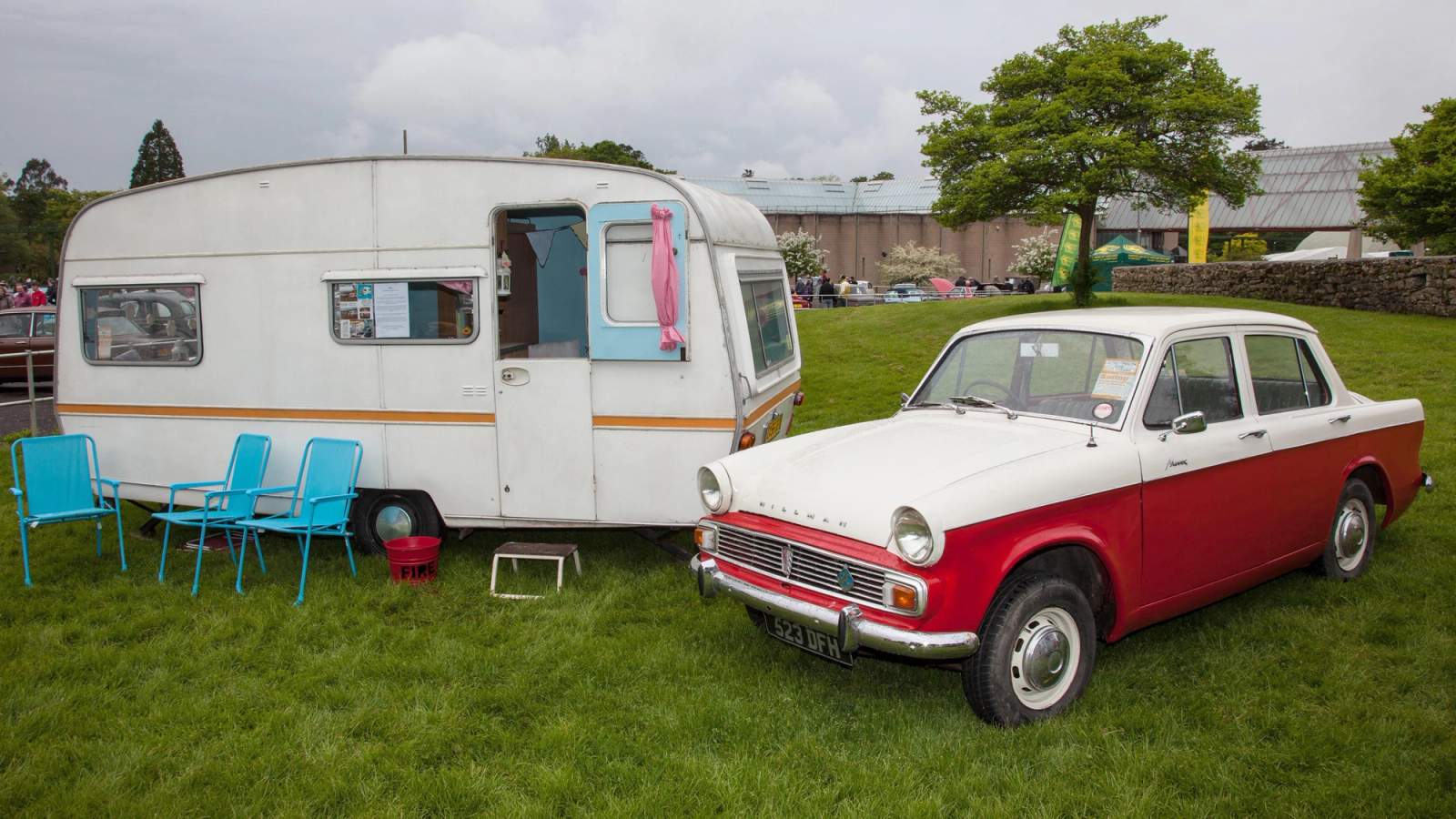 Car with a caravan