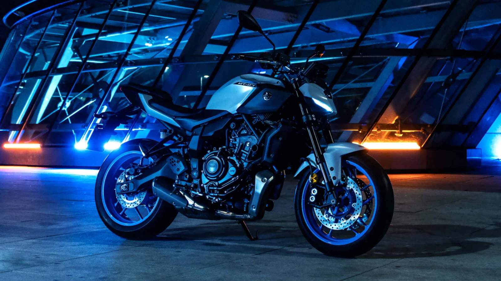 Yamaha MT-07 on its stand at night