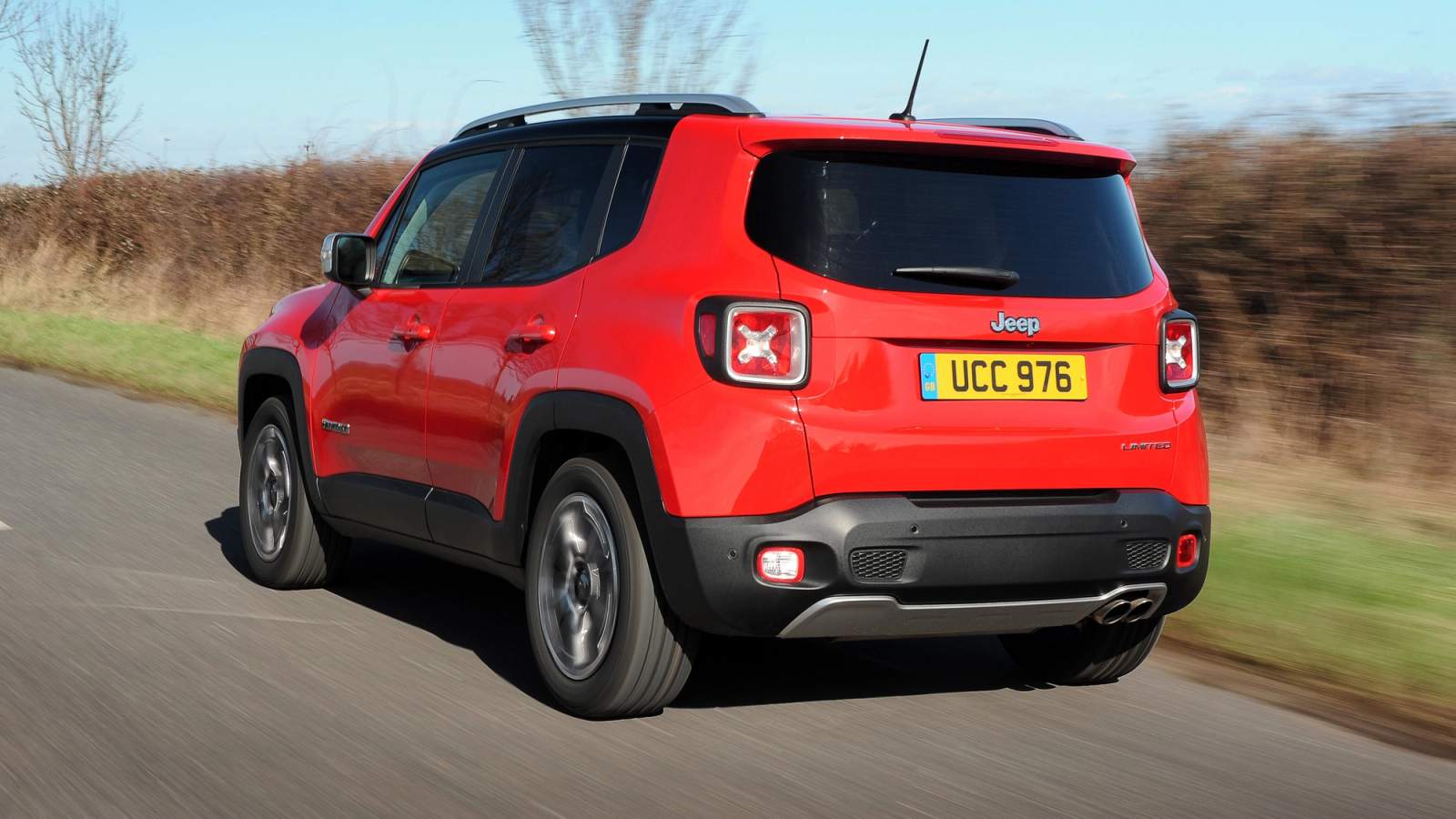 Jeep Renegade driving