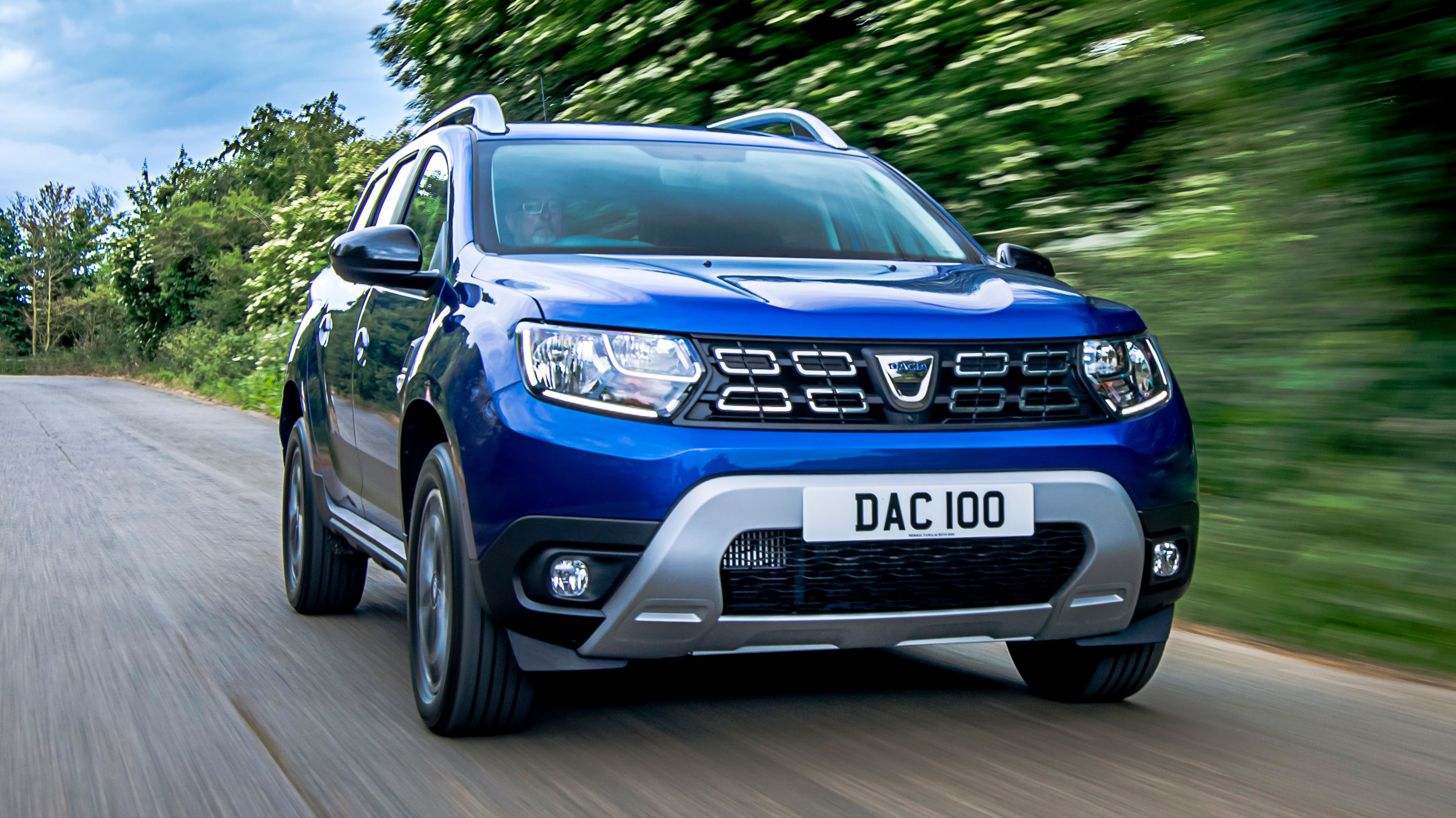 Dacia Duster driving