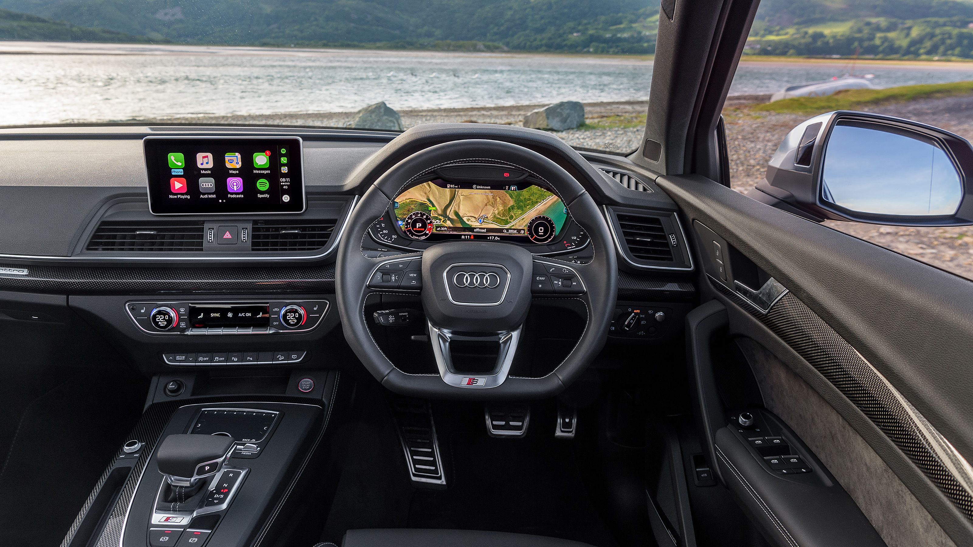 Audi SQ5 interior