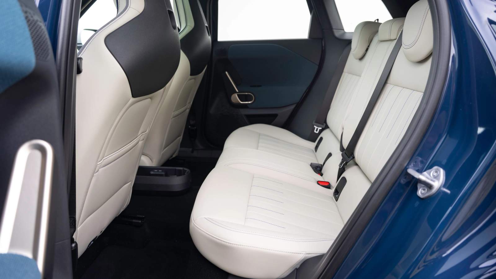 MINI Aceman rear seats