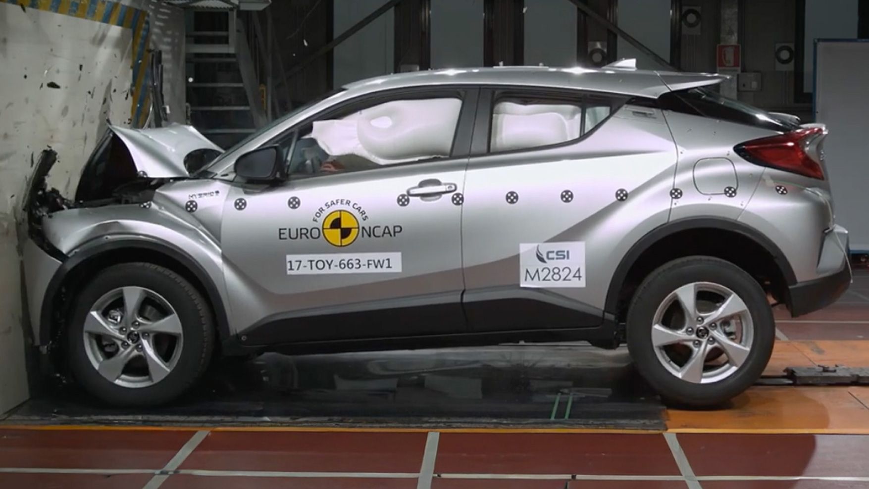 Toyota C-HR crash test