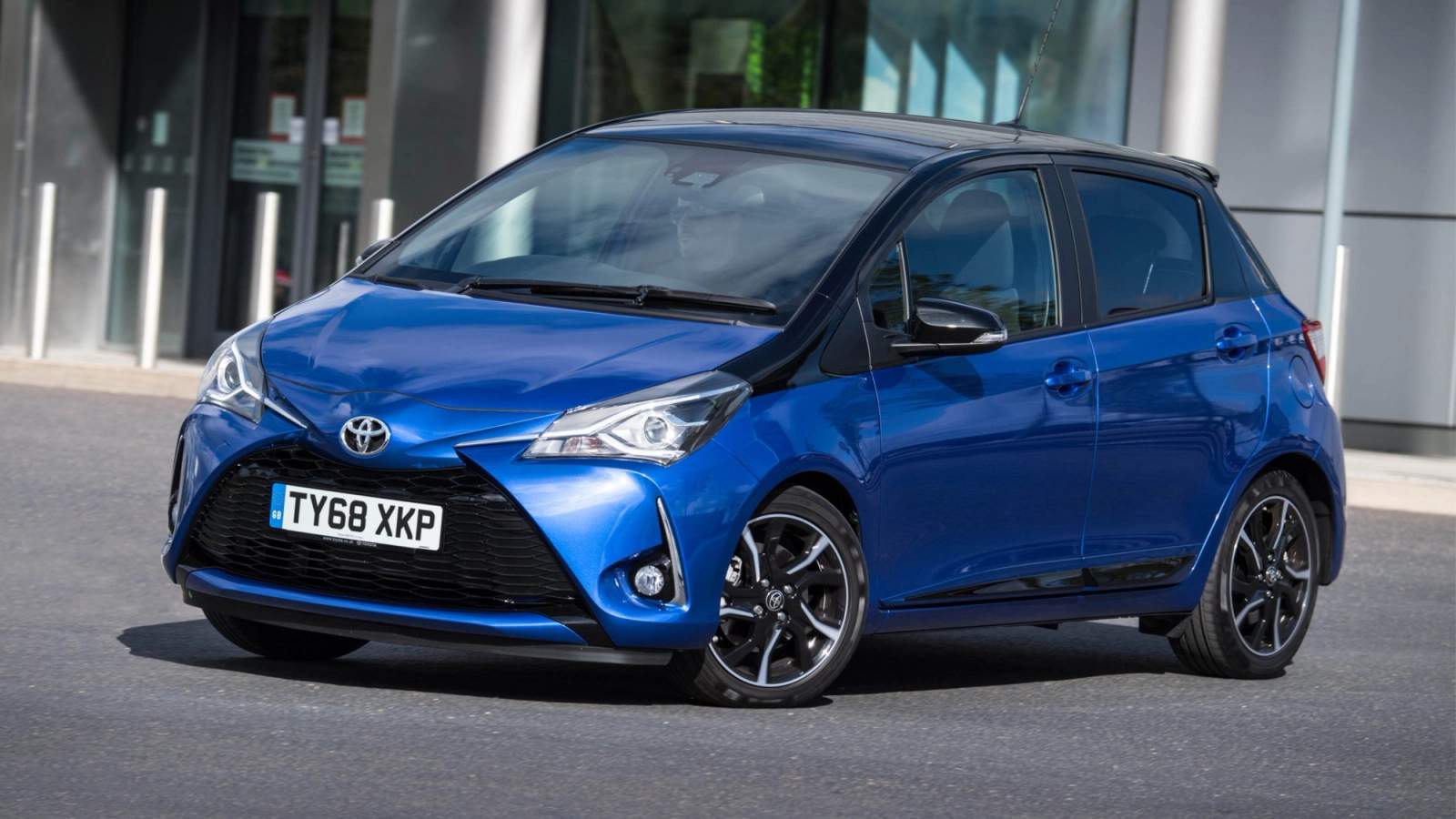 Blue Toyota Yaris