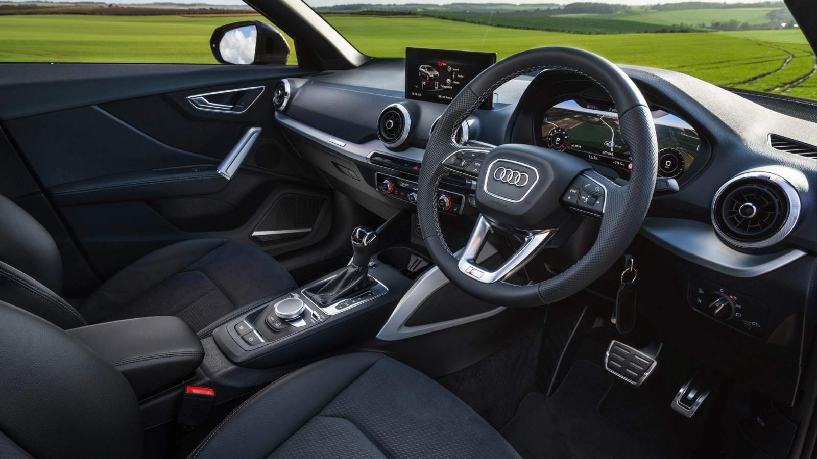 Audi Q2 S line interior