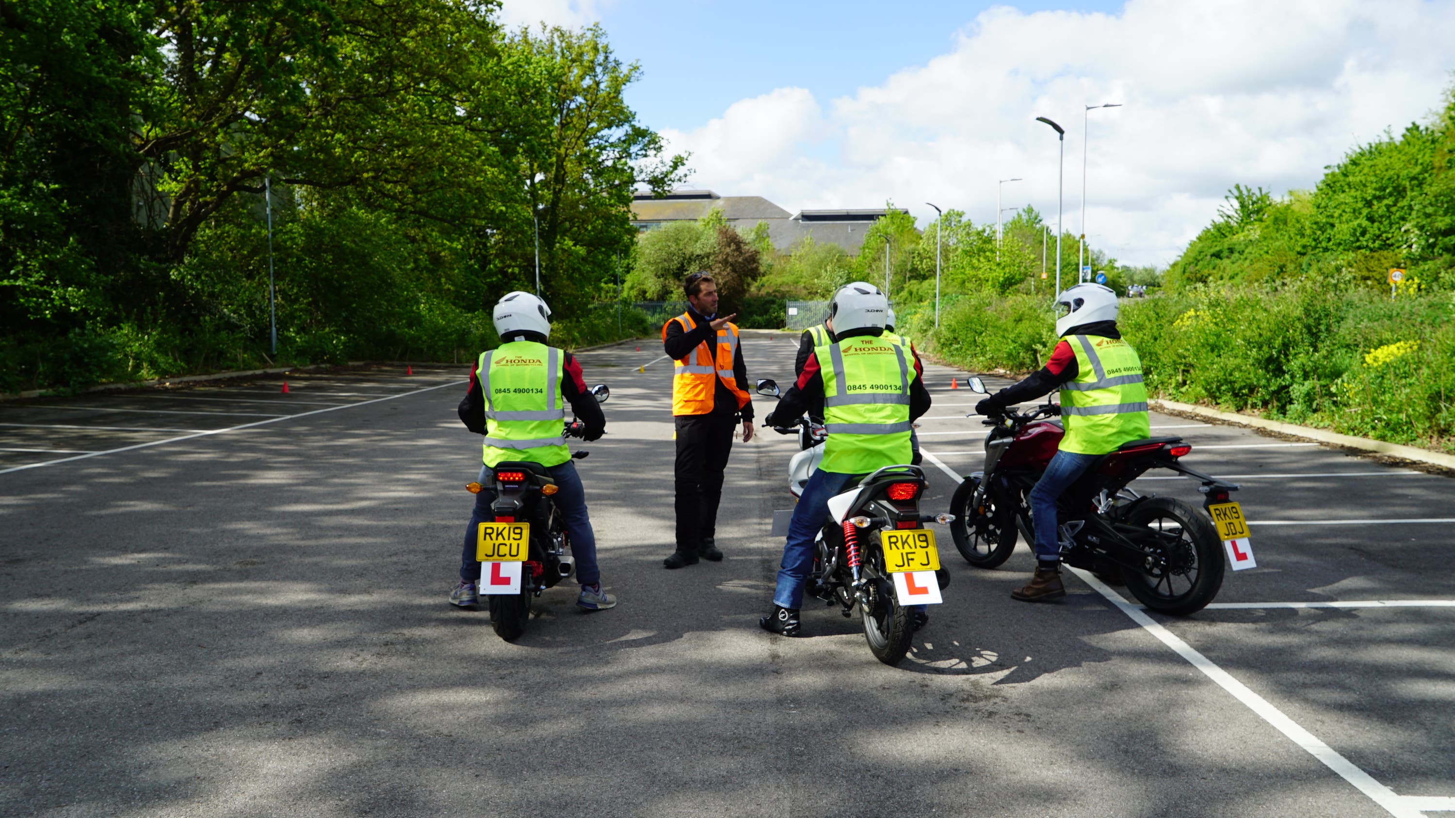 riders lining up for CBT