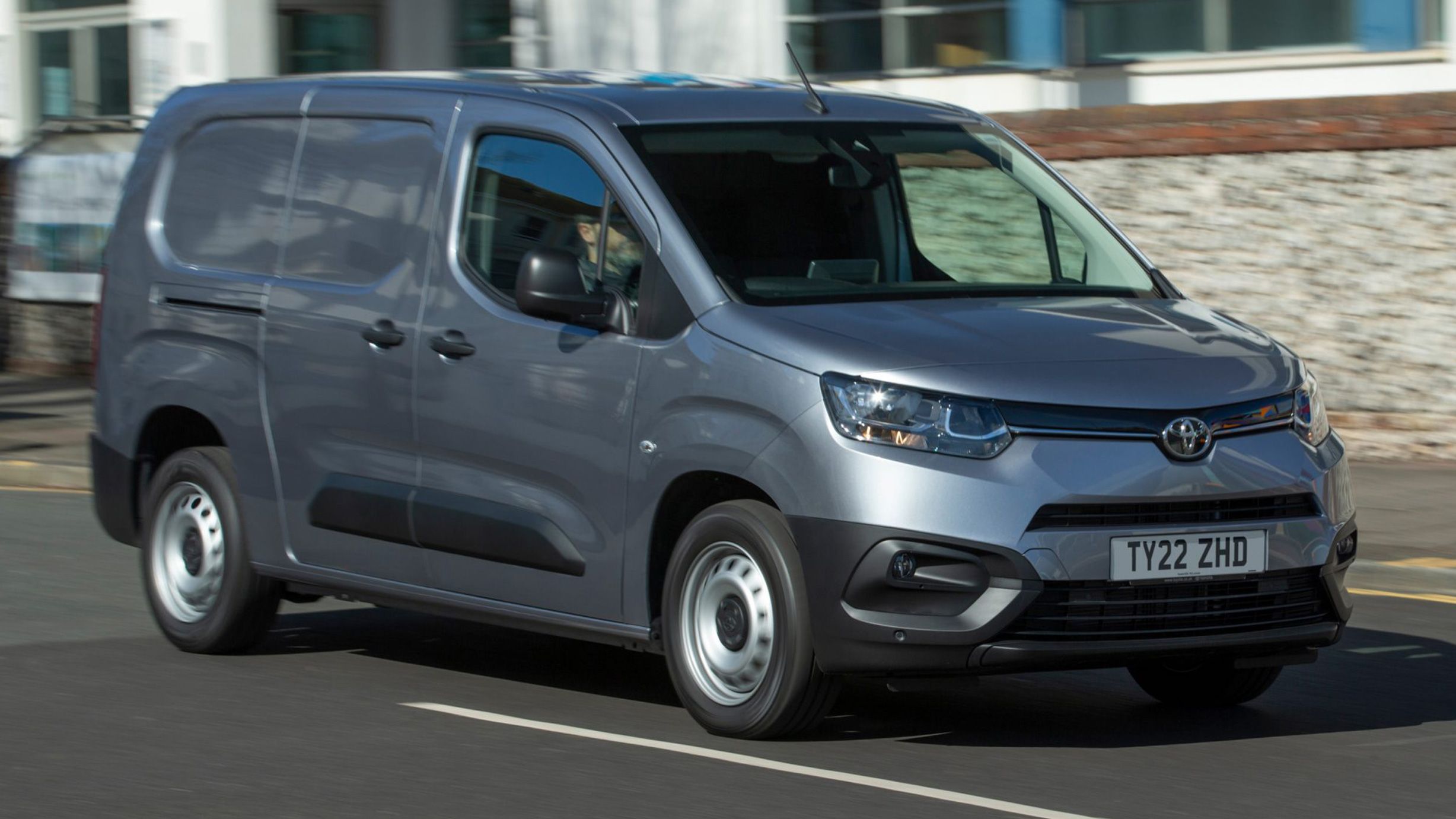 Toyota Proace City front driving