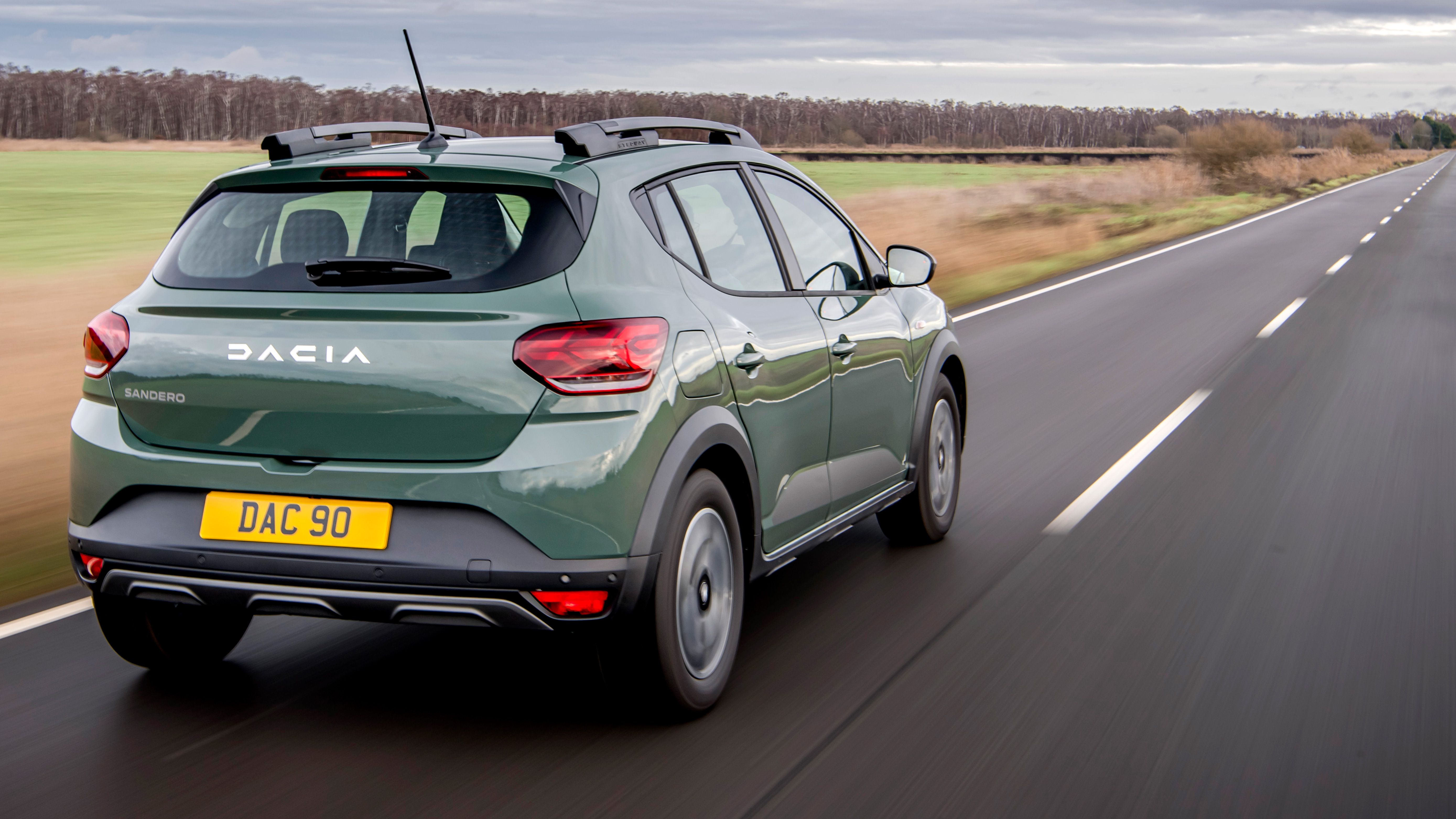 Dacia Sandero Stepway driving rear