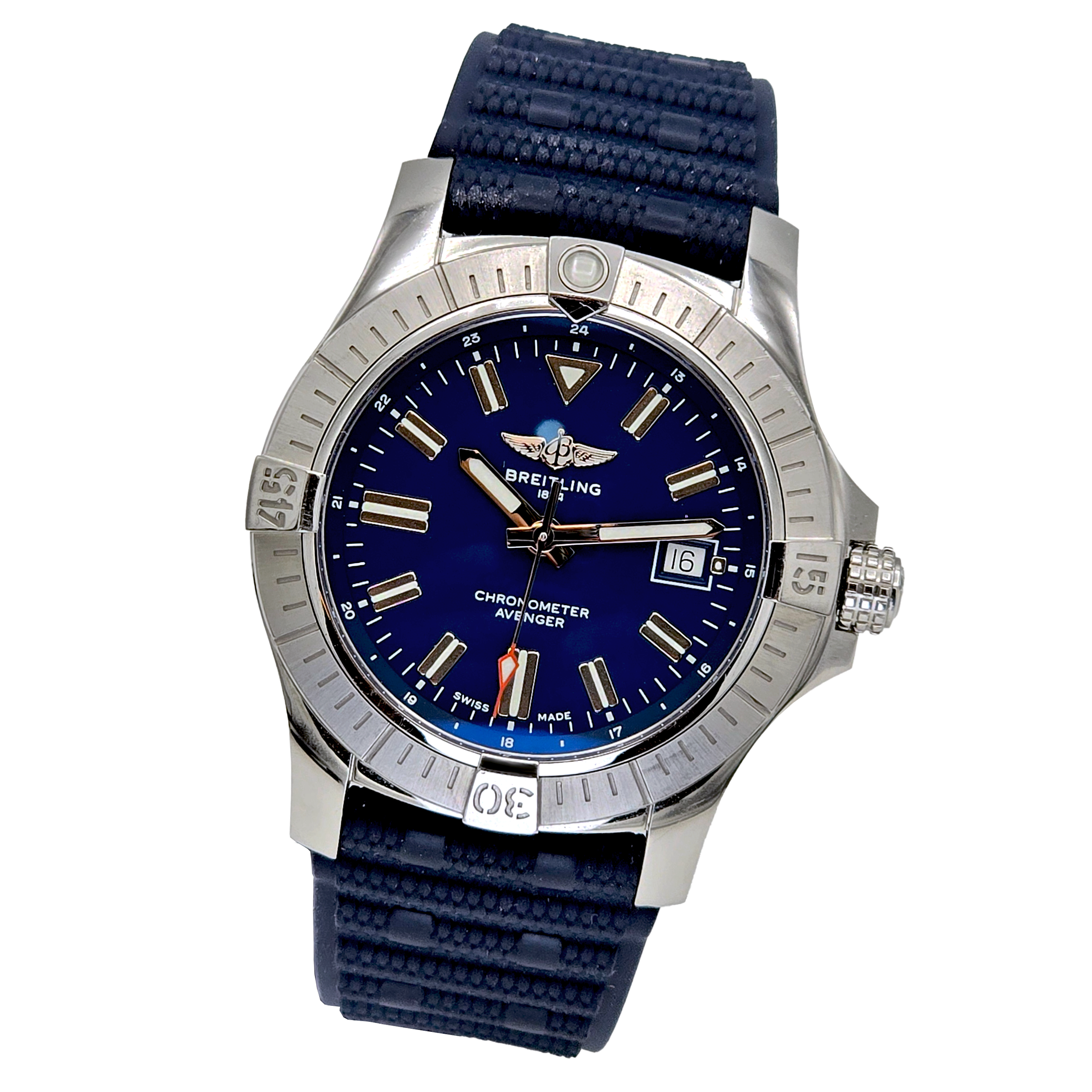 Breitling Avenger 43 Ref. A17318 — pre-owned luxury watch at Pertempus