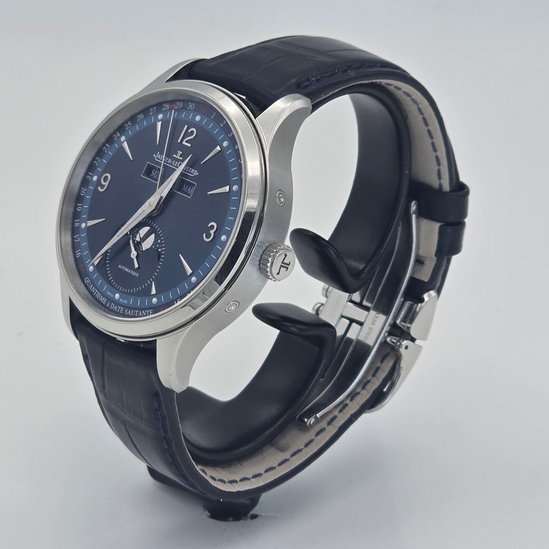Jaeger LeCoultre Master Control Calendar Ref. Q4148480 — pre-owned luxury watch at Pertempus, view 4