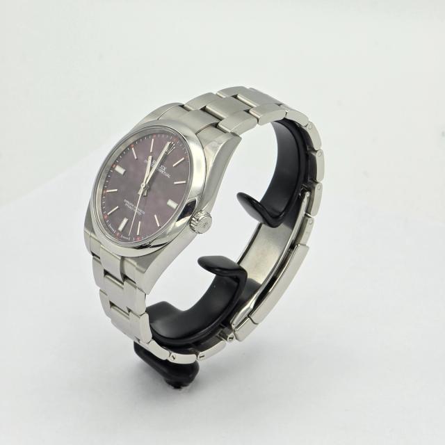 Rolex Oyster Perpetual Red Grape Ref. 114300 — pre-owned luxury watch at Pertempus, view 4