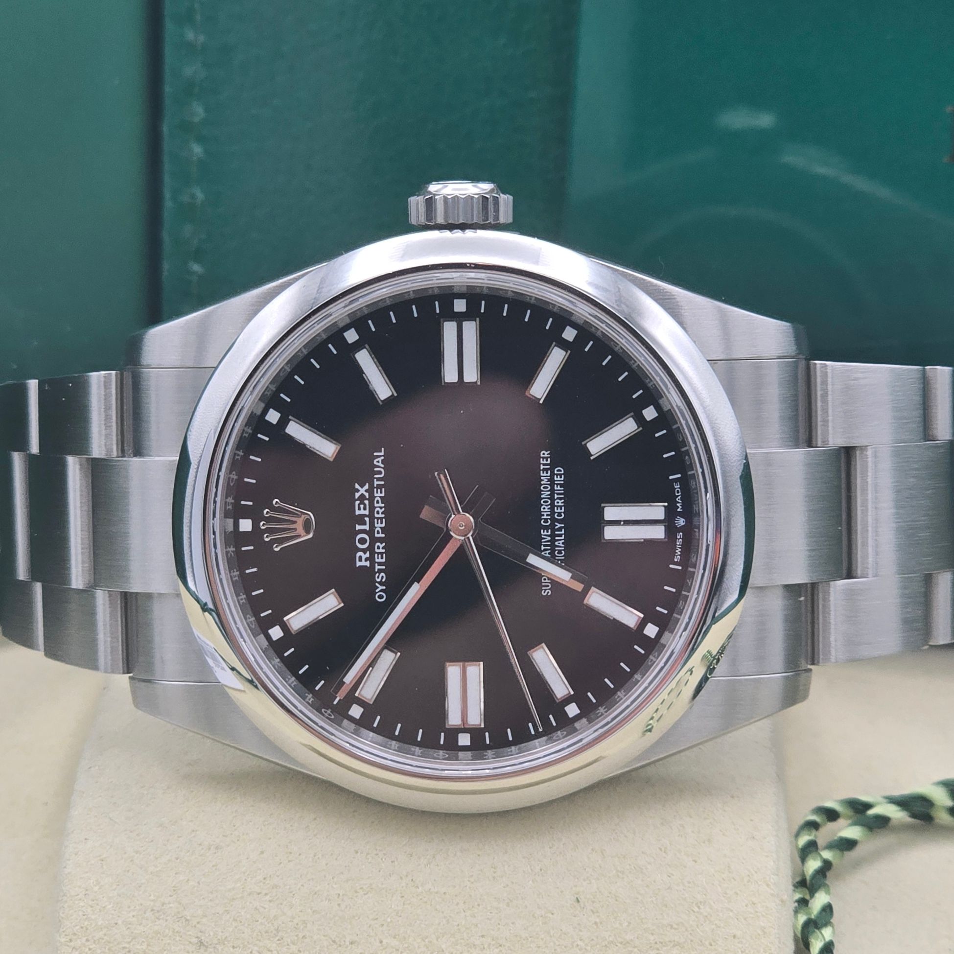 Rolex Oyster Perpetual 41 Ref. 134300 — pre-owned luxury watch at Pertempus, view 5