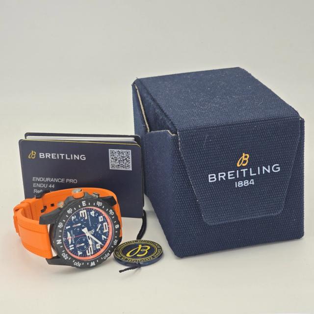 Breitling Endurance Pro Ref. X82310A51B1S1, pre-owned luxury watch at Pertempus, view 5