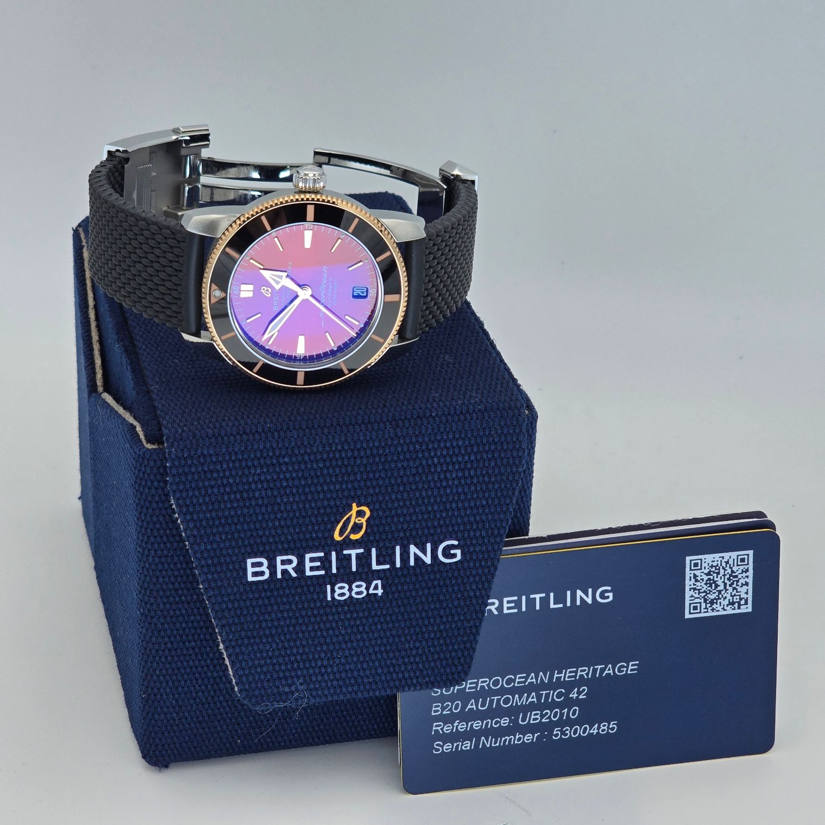 Breitling Superocean Heritage 42 Ref. UB20106A1B1A1 — pre-owned luxury watch at Pertempus, view 6