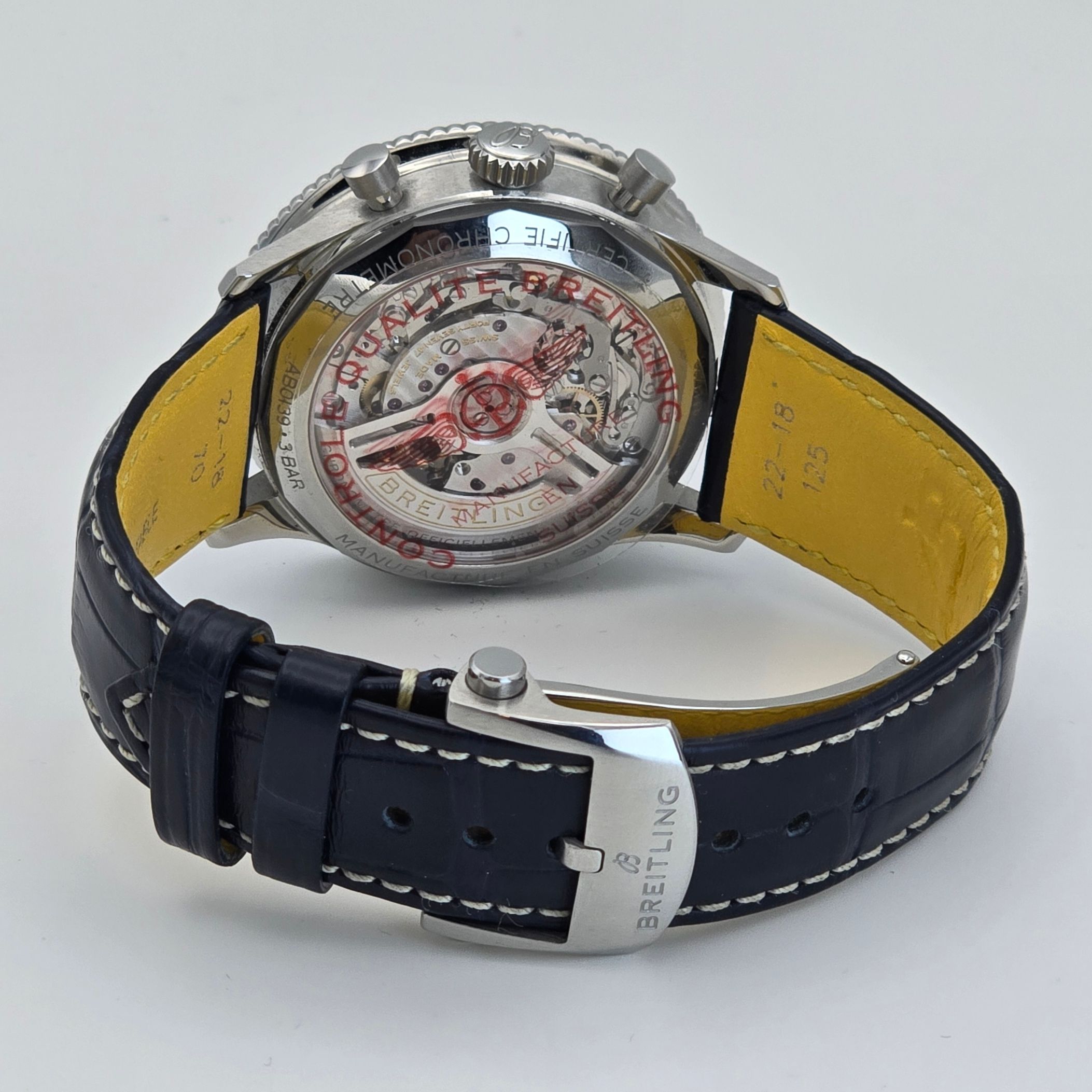 Breitling Navitimer Ref. AB0139631C1P1 — pre-owned luxury watch at Pertempus, view 5