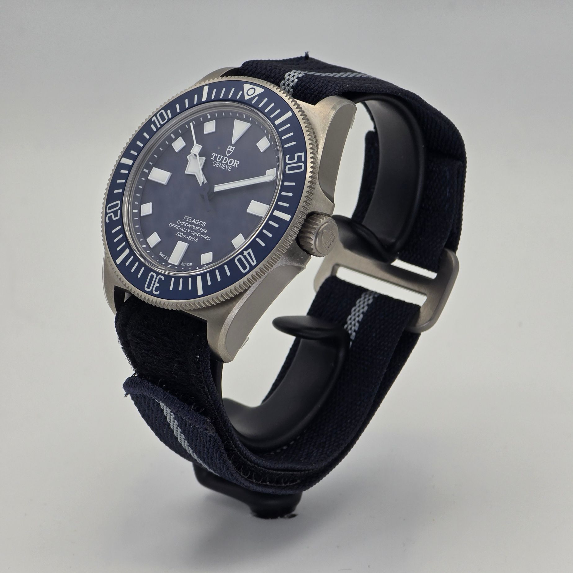 Tudor Pelagos FXD Marine National Titanium Ref. 25707B/22 — pre-owned luxury watch at Pertempus, view 4