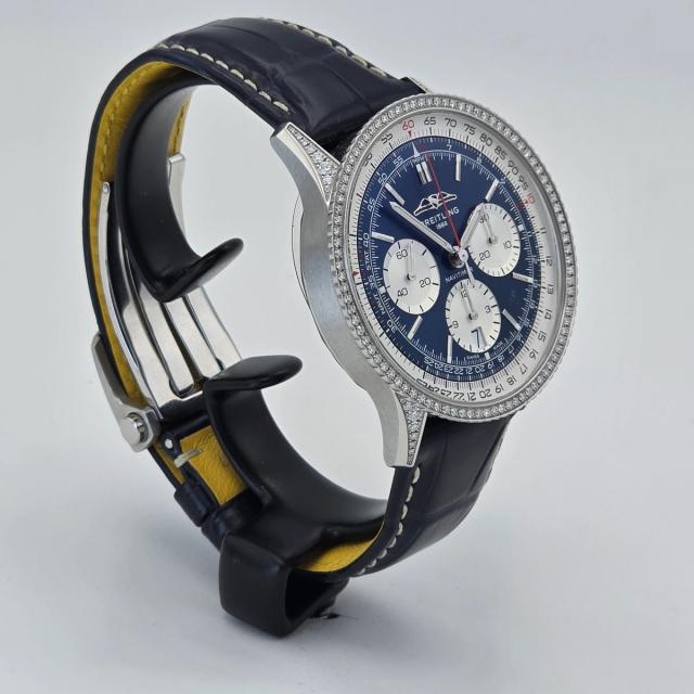 Breitling Navitimer Ref. AB0139631C1P1, pre-owned luxury watch at Pertempus, view 4