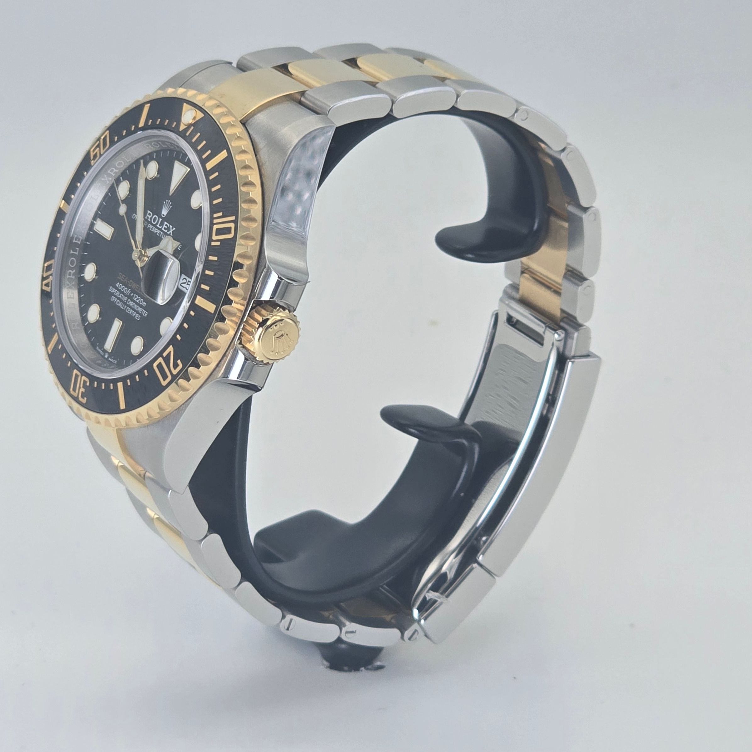 Rolex Sea Dweller 43 Ref. 126603 — pre-owned luxury watch at Pertempus, view 4