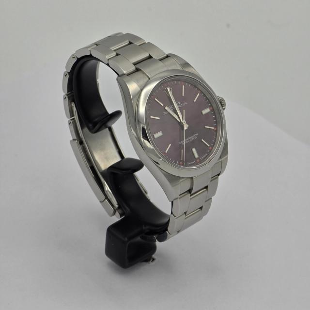 Rolex Oyster Perpetual Red Grape Ref. 114300 — pre-owned luxury watch at Pertempus, view 3