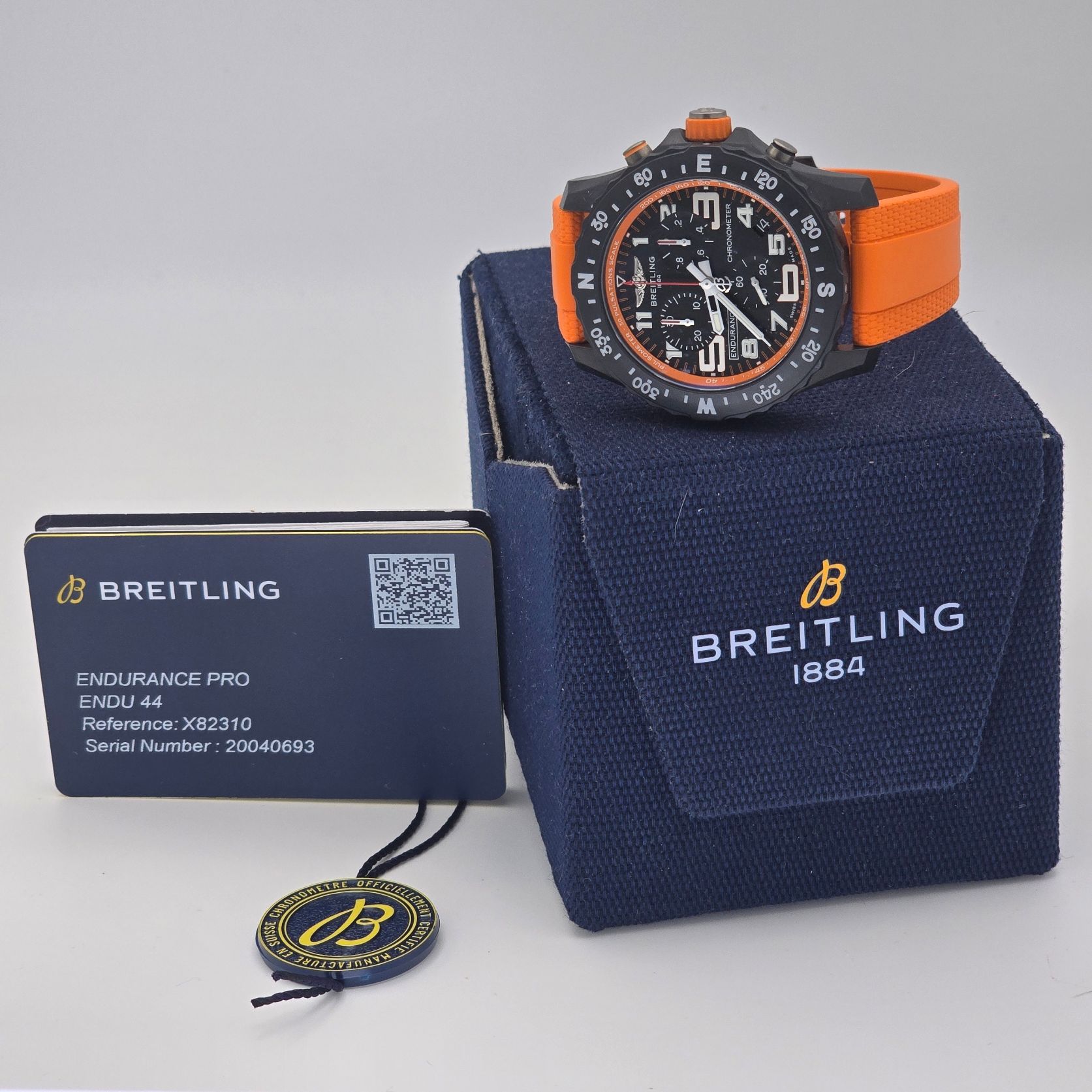 Breitling Endurance Pro Ref. X82310A51B1S1 — alternate view — pre-owned luxury watch at Pertempus