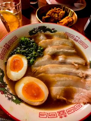 Kuromon Ramen: Um prato honesto.