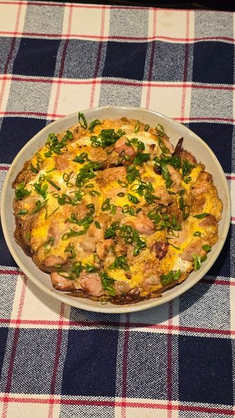 Oyakodon (Frango com Ovo sobre o Arroz)