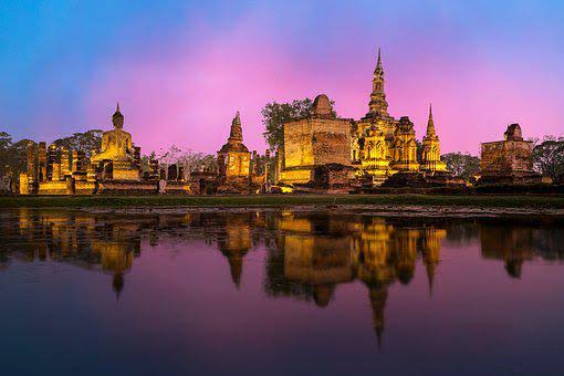 Phuket and Krabi island tour package from UAE with Phi Phi Islands and Maya Bay