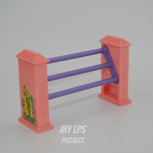 Cover image from Jumpinig hurdle three bars Champion Ponies