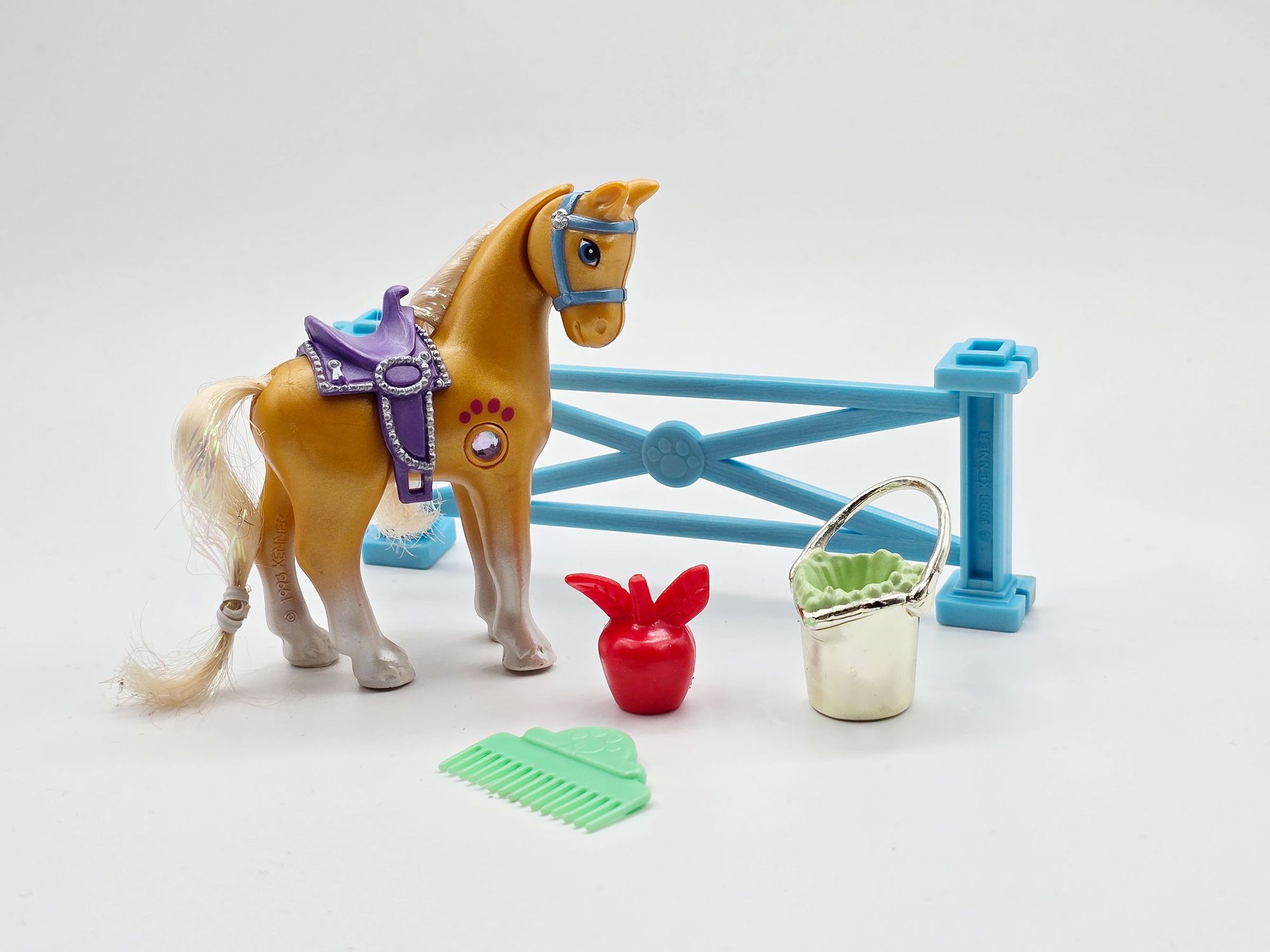 Detailed view of Golden Blaze Pony