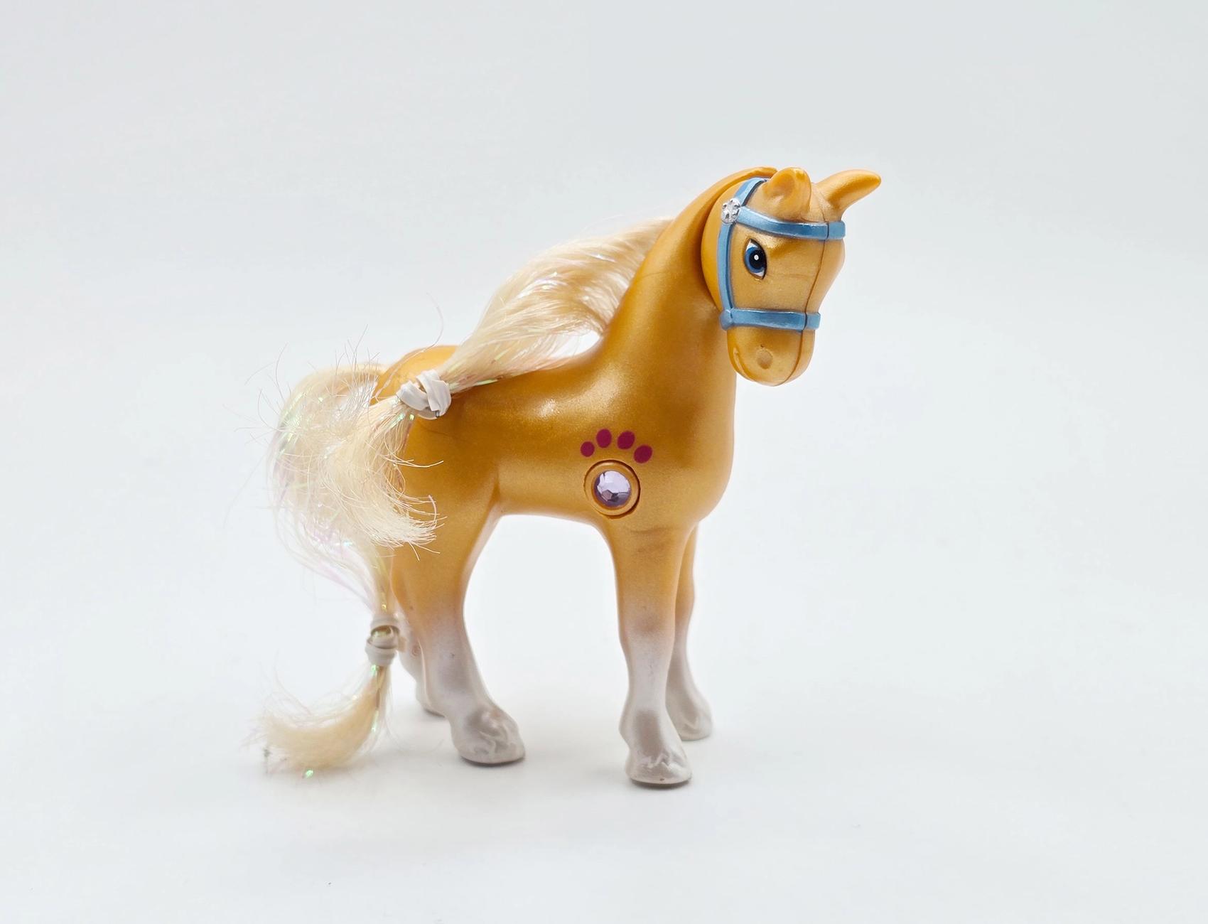 Golden Blaze Pony