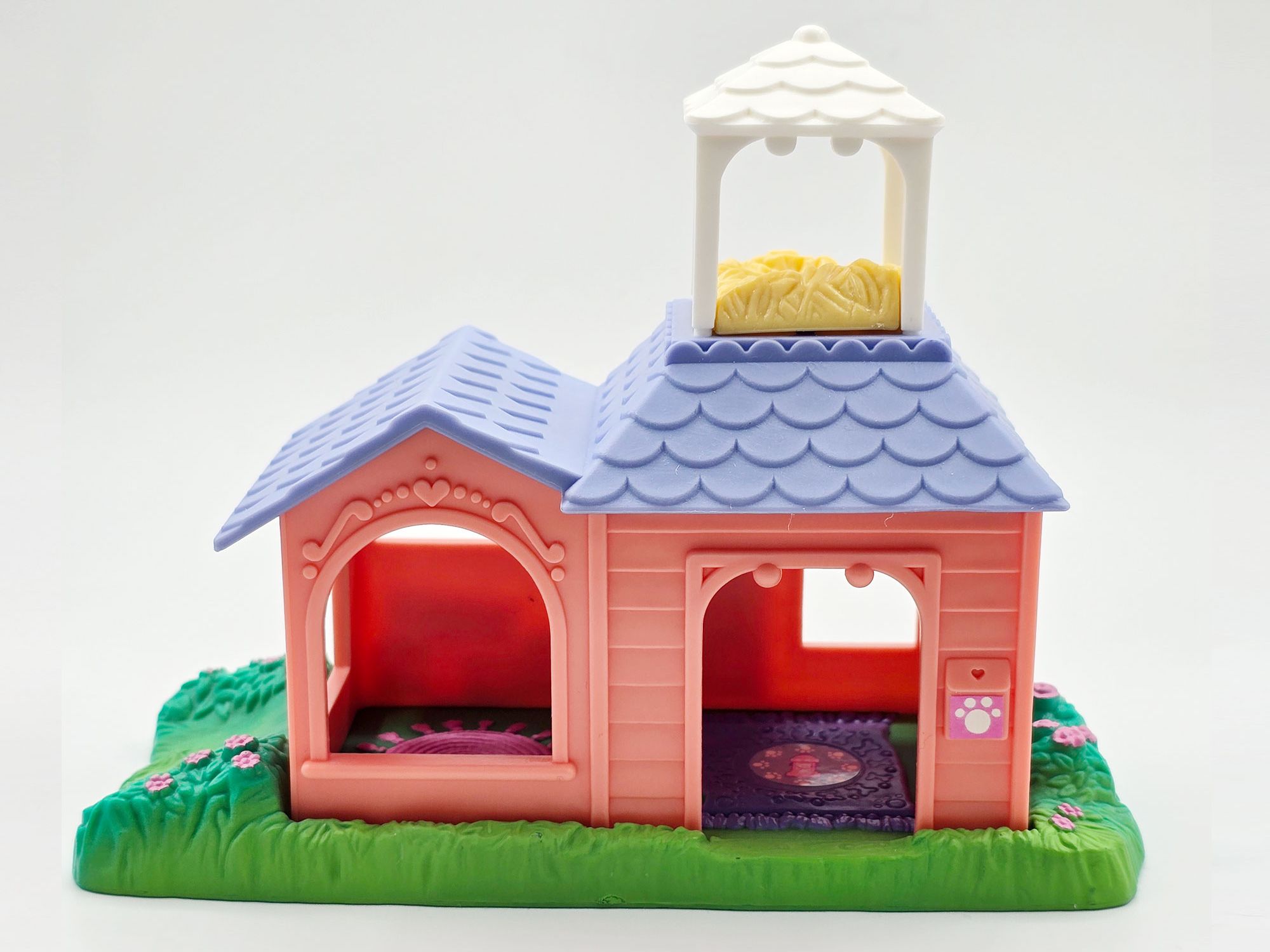 Detailed view of House with roof, birdhouse and grassy platform Garden Tag Friends