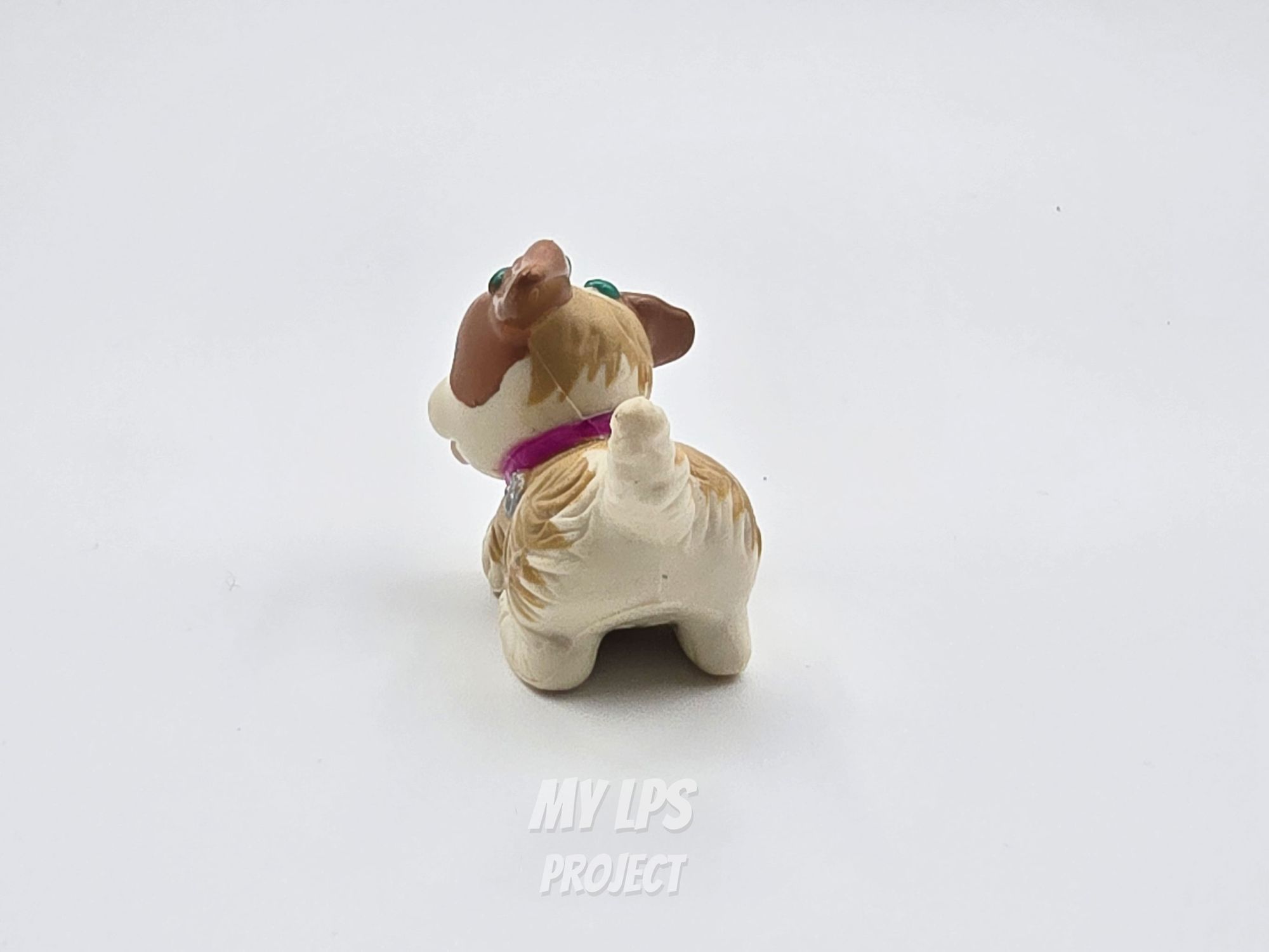 Detailed view of Dolly Pup (Puppy Pool)