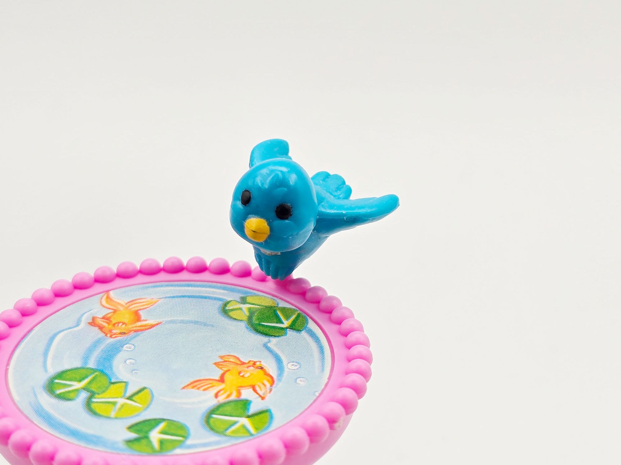 Detailed view of Bird bath Garden Tag Pets