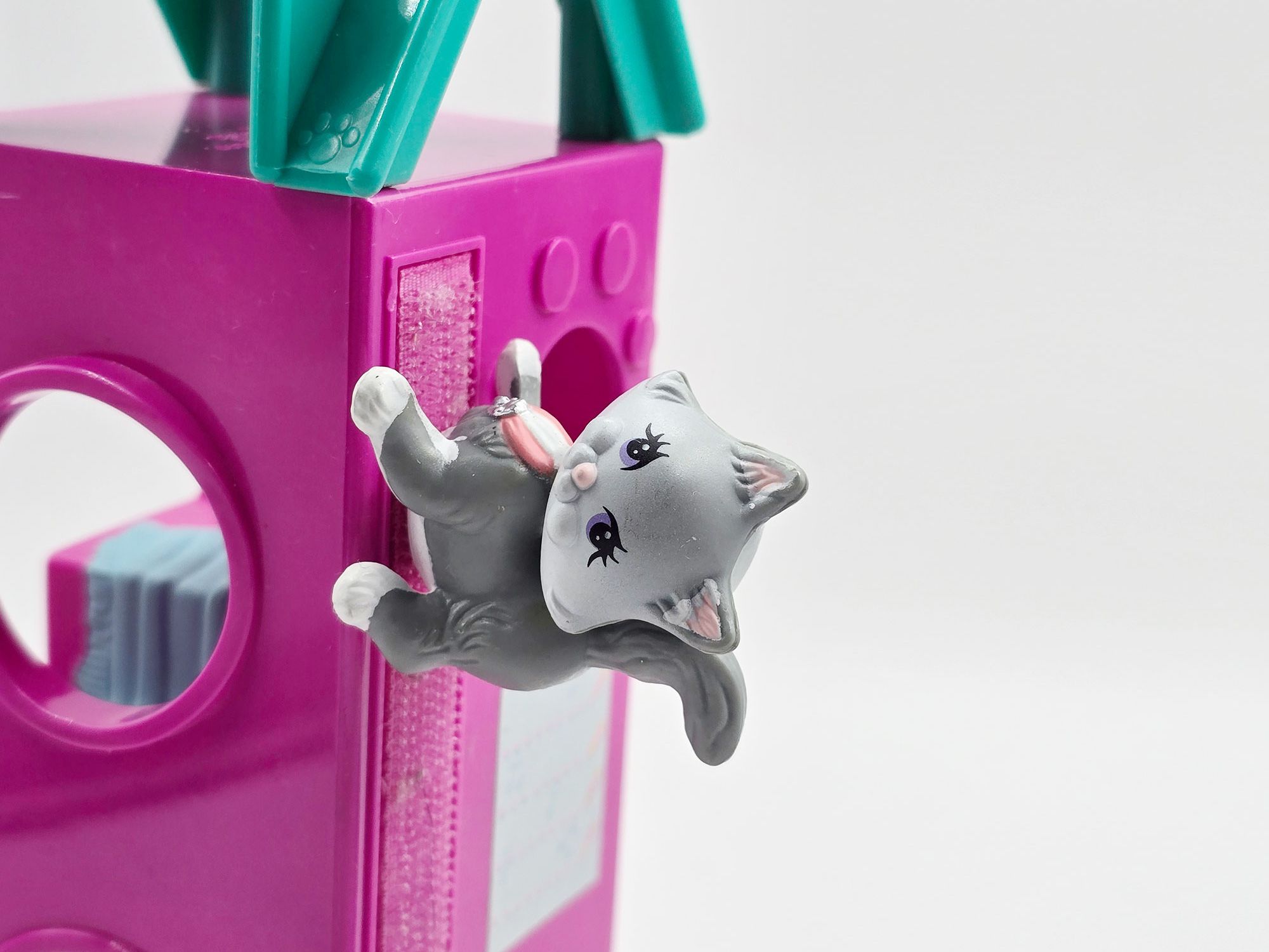 Detailed view of Purry Kittens with Kitty Playtime Condo