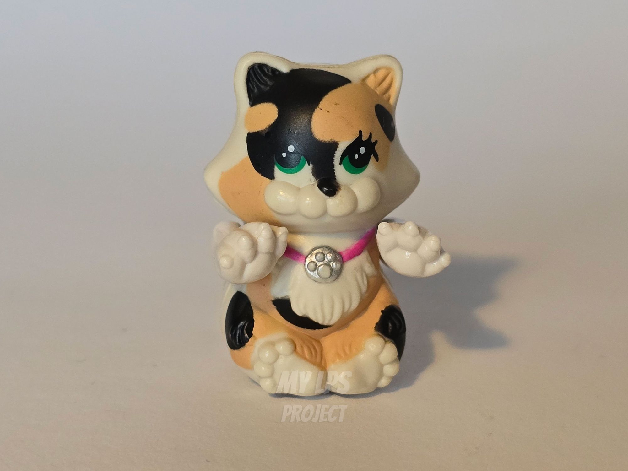 Detailed view of Spotted Charming Kitty