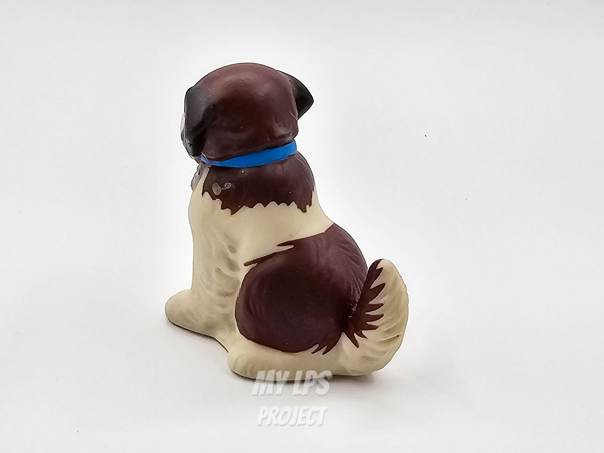 Detailed view of Beethoven (Puppy Pool)