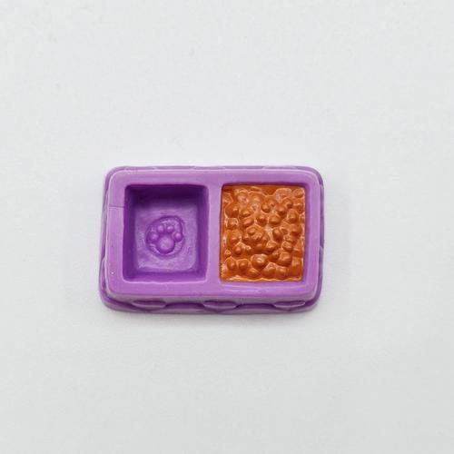 Cover image from Double food/water dish Kennel Playcase