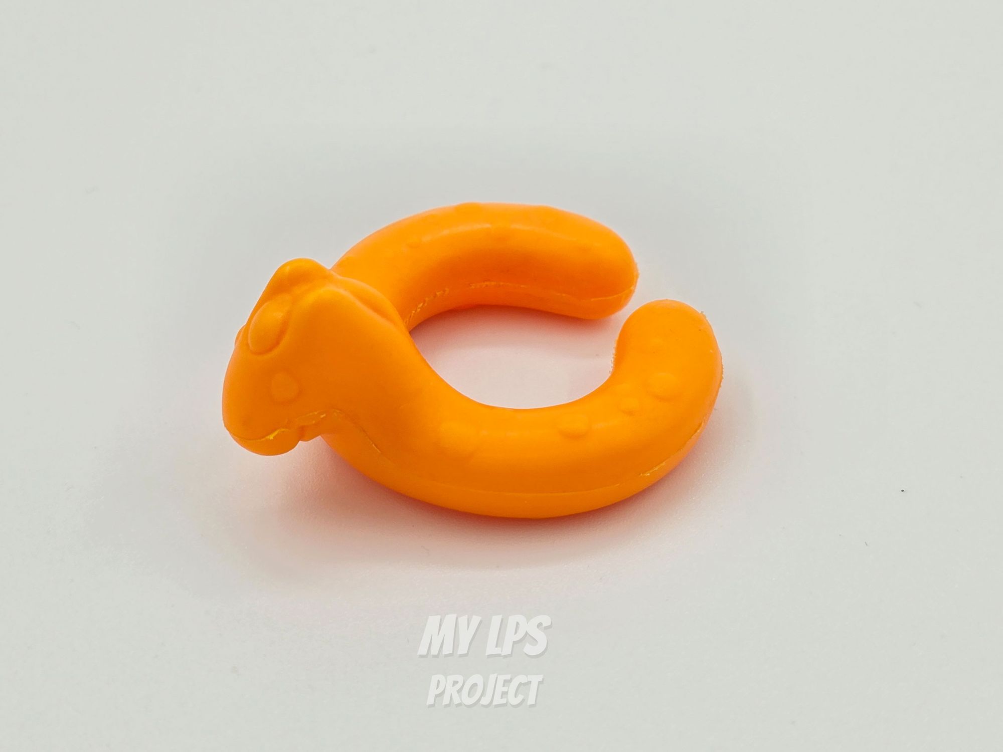 Detailed view of Mo Pup (Puppy Pool)