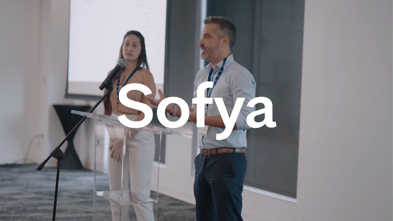 Equipe da Sofya apresenta seu trabalho durante o Mayo Clinic Platform_Accelerate