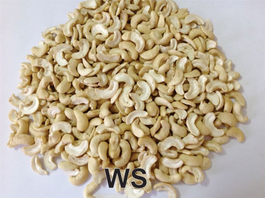 Cashew kernels split in half - WS