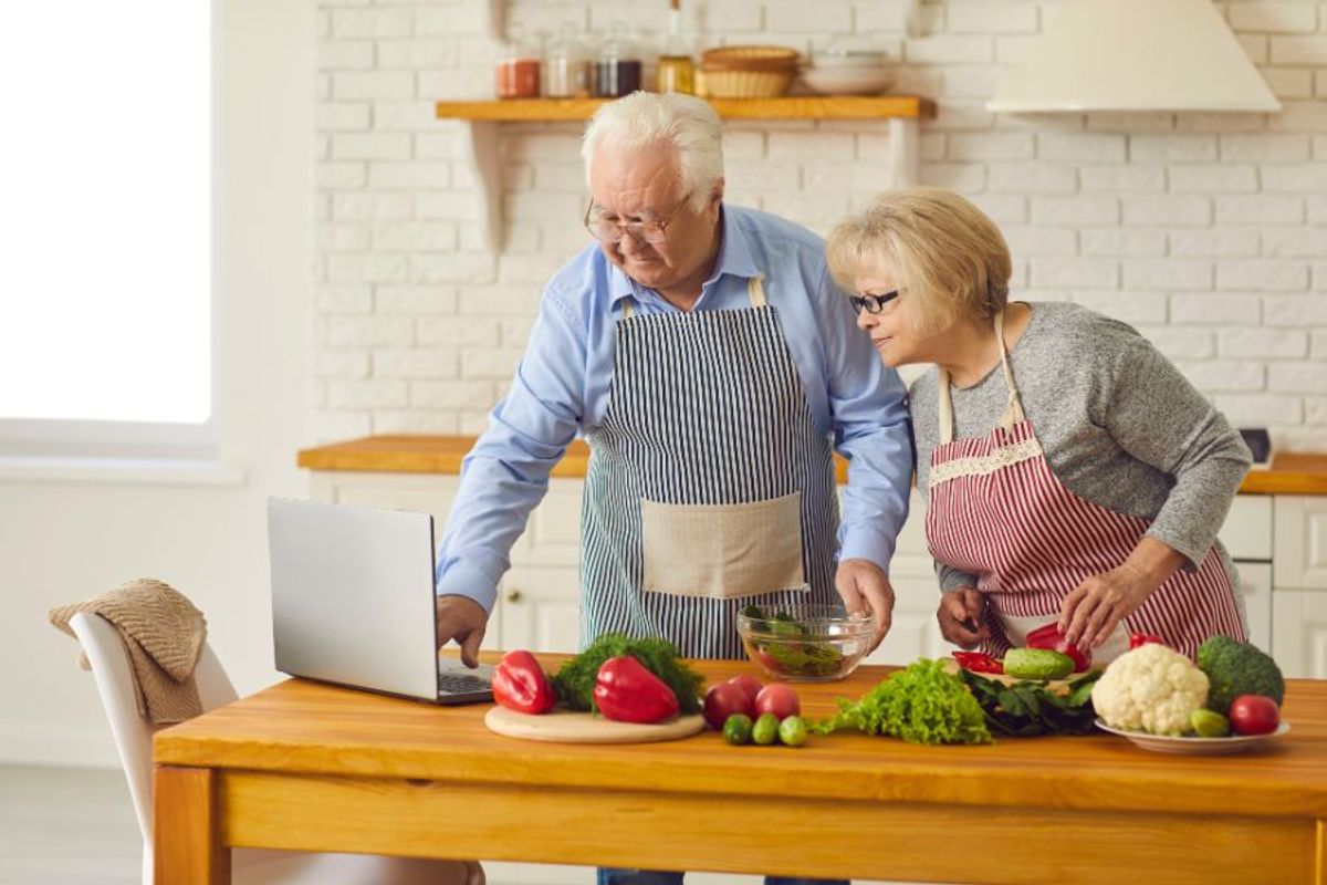 Ai cần chú ý bổ sung thực phẩm bổ máu nhiều hơn?