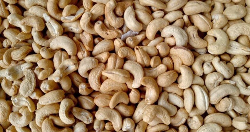 White roasted cashew nuts