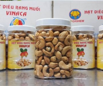 Shelled salted roasted cashews