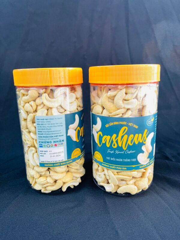 White broken cashew nuts, ingredients for making cakes or cashew milk, 500g box